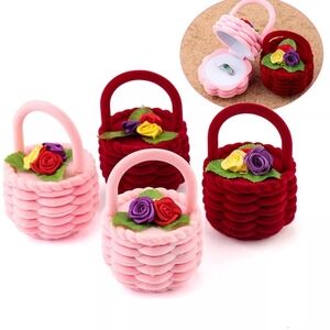 Velvet jewelry ring 💍 gift 🎁 box
